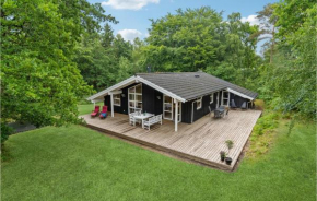 3 Bedroom Awesome Home In Hadsund, Hadsund